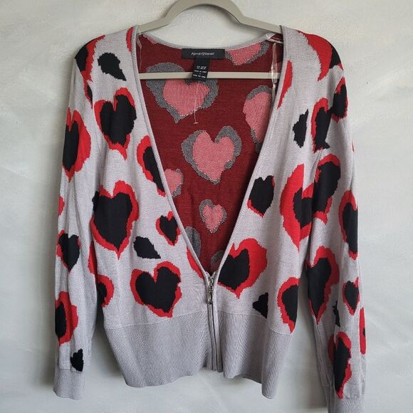 Ashley Stewart Hearts Zip Cardigan Gray Black Red Size 12 NWOT - Picture 3 of 6